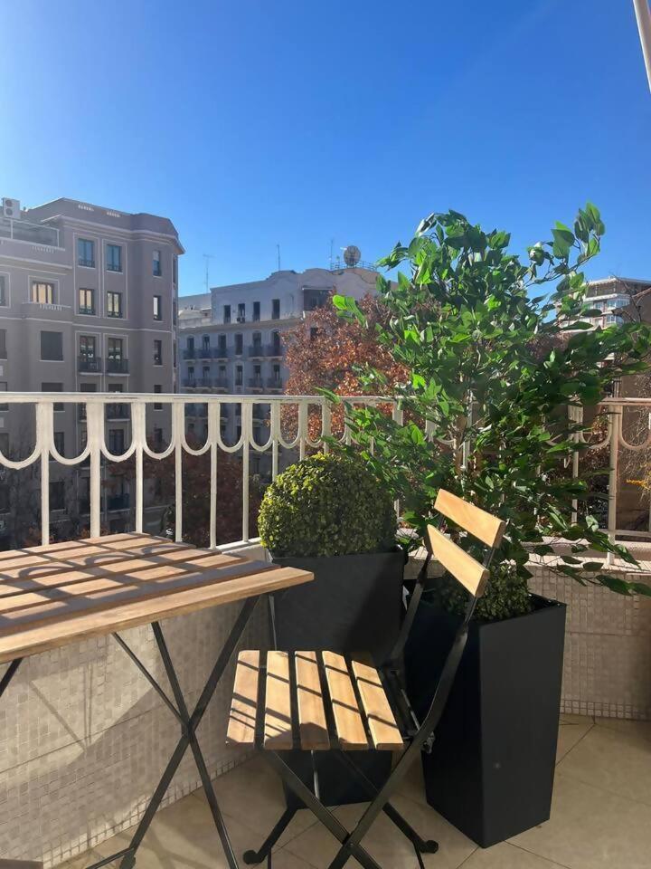 Oasis E Centro De Madrid Apartment ภายนอก รูปภาพ